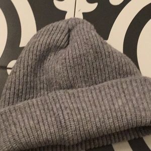 kids gray beanie